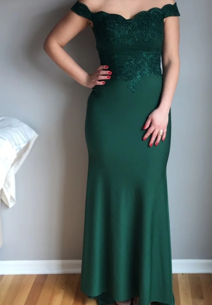 Full length long formal evening ball prom dress